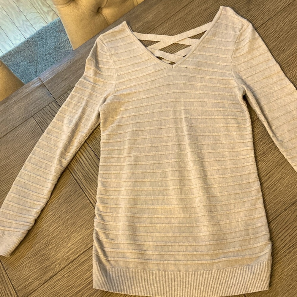 Lightweight grey sweater